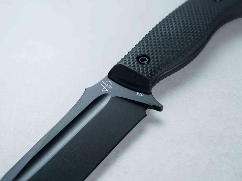 Hunting knife